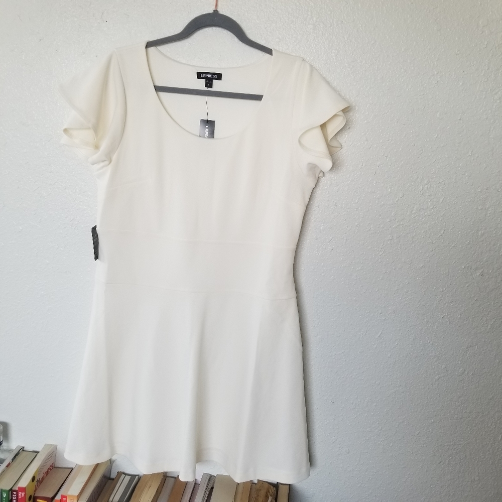 Express fit and flare flutter sleeve dress - Picture 6 of 8